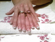 Best Nails - Ancsi körmei